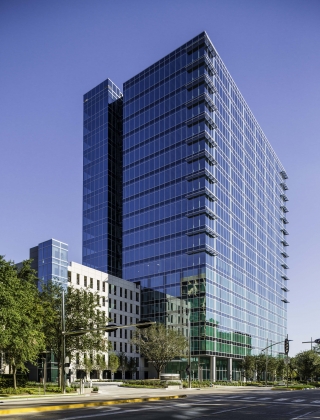 This is the alt text